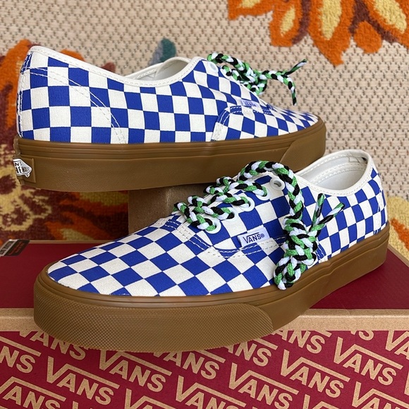Vans Other - Vans Men’s Authentic
Checkerboard Blue/White
VN0009PVY6Z
Sneakers